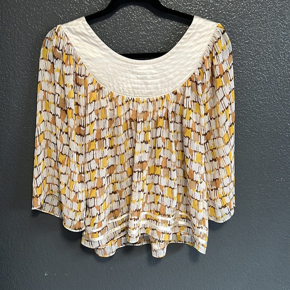 Pilgrim style BCBG blouse - Picture 2 of 4